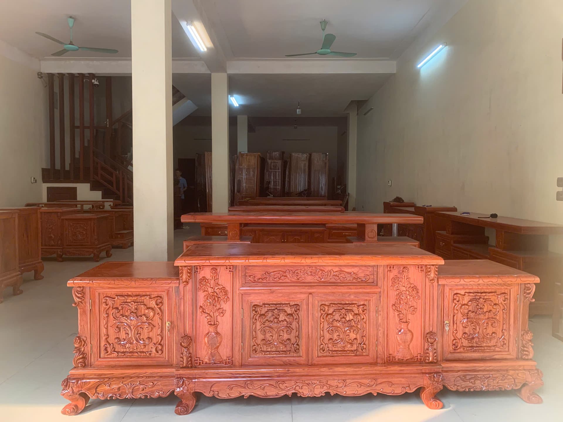 Kệ hoa hồng 2m4